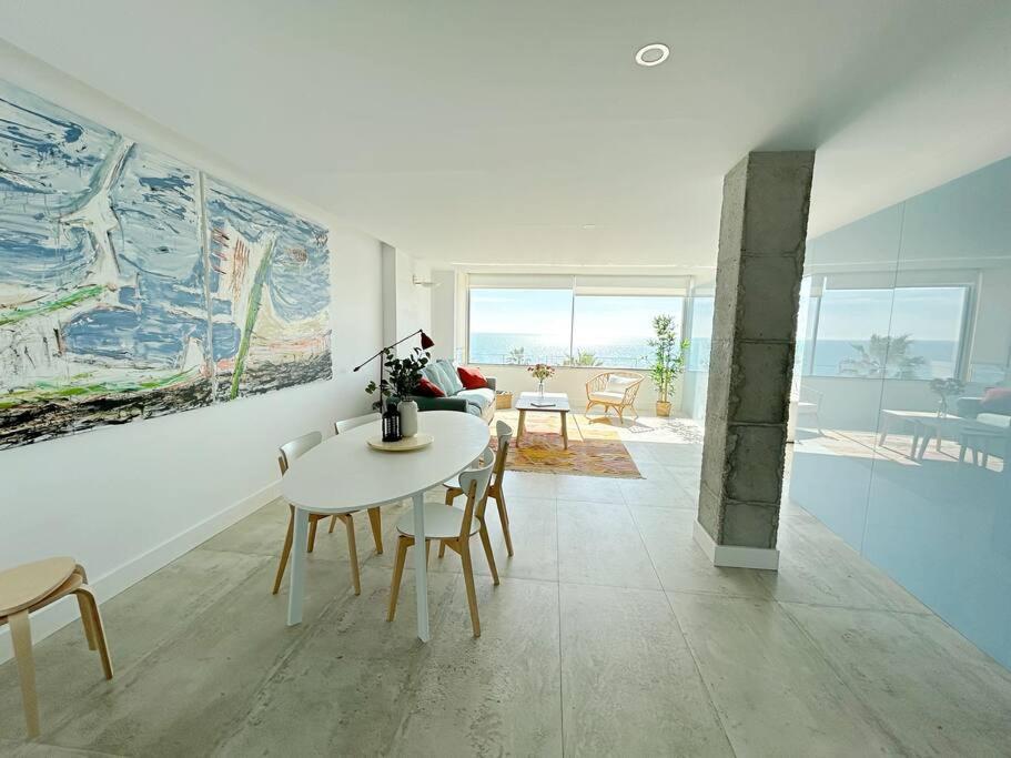 Moderno Y Completo Apartamento Frente Al Mar Málaga Extérieur photo